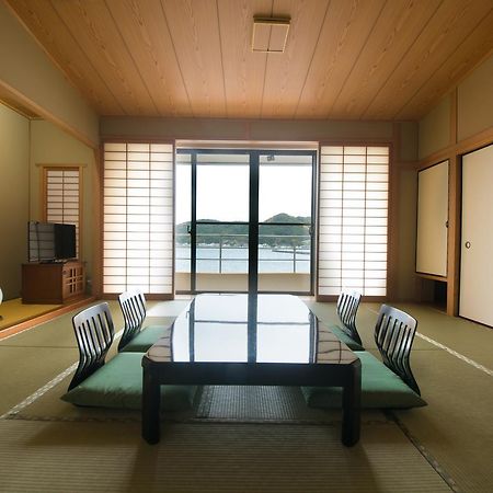 Hotel Matsuura à Saiki Extérieur photo