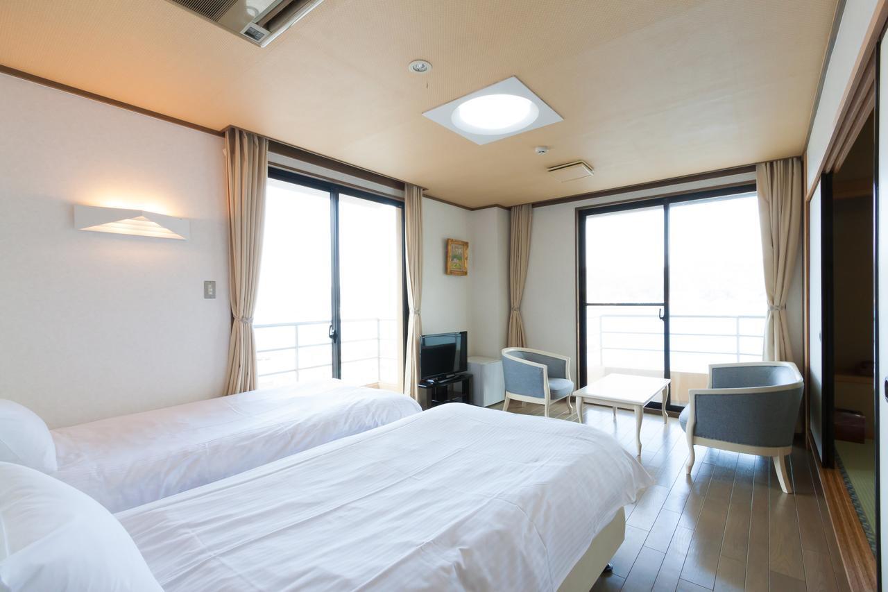 Hotel Matsuura à Saiki Extérieur photo
